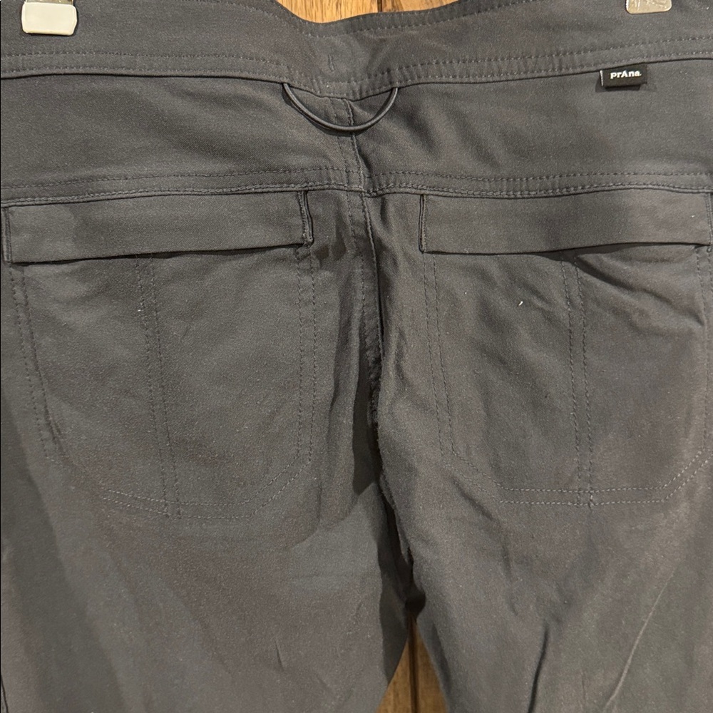 Prana Woman’s dark gray Cargo Pants size 4 - Picture 4 of 8